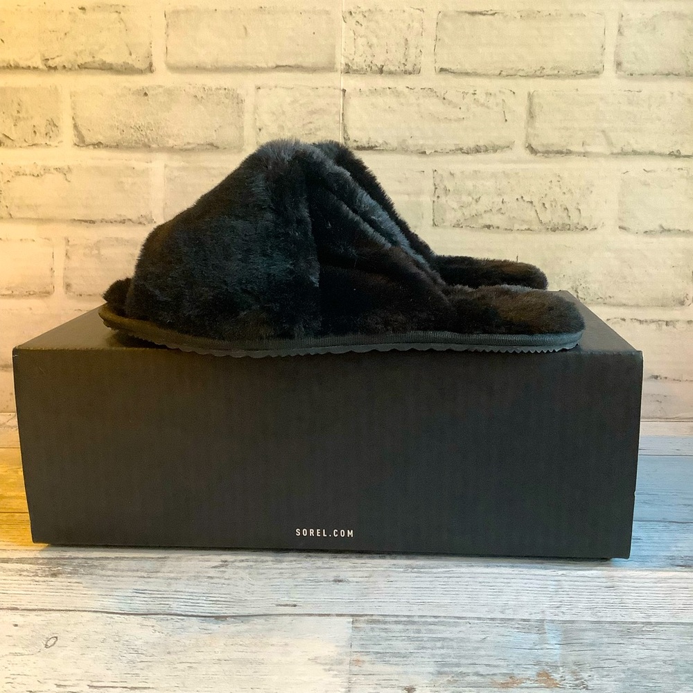 Women’s Size 6 Sorel Go Mail Run